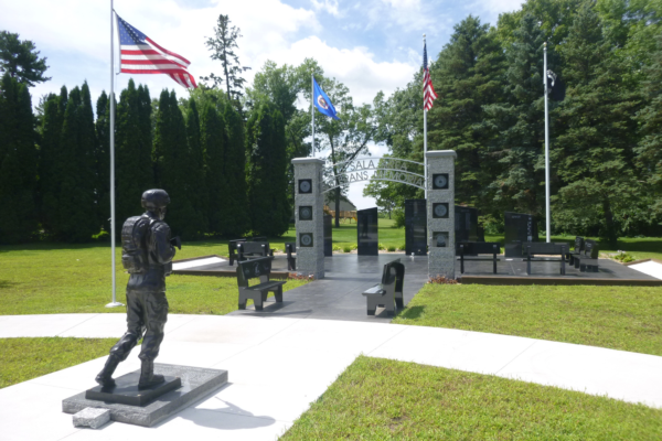 Standing American Soldier Statue - $3,000 - Image 4